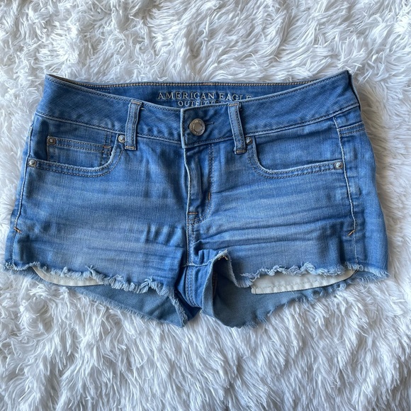 American Eagle Outfitters Pants - American Eagle shorts